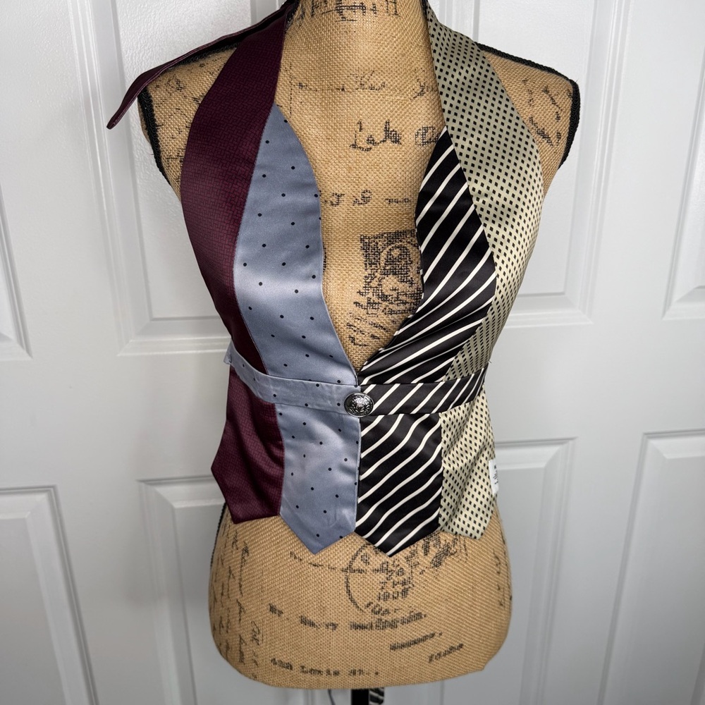 Statement Patchwork Tie Halter Vest Top | Size M … - image 11